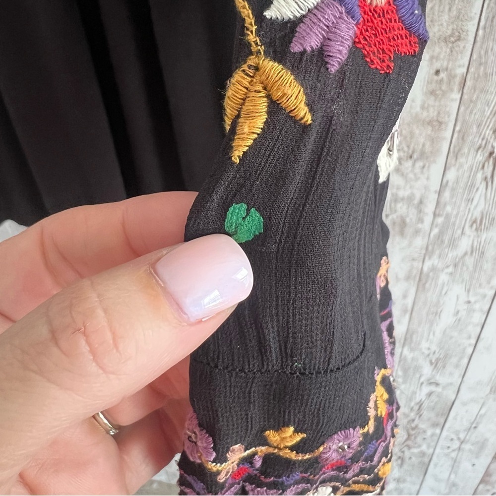 Anthropologie Akemi + Kin Louise Black Blouse Embroidery Beaded Boho XS - Picture 5 of 7